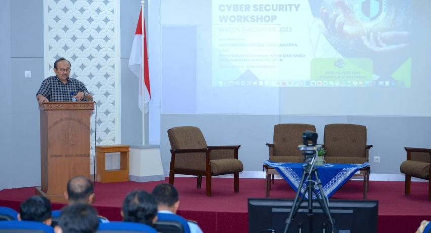 Workshop Cyber Security Sektor Pendidikan Di UNY | Universitas Negeri